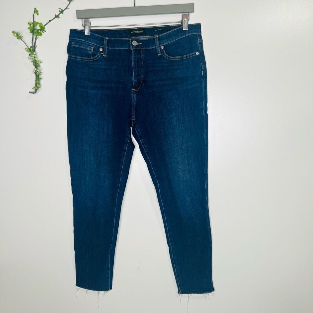 Banana Republic Mid-Rise Skinny Jeans Raw Hem Sz 31